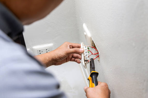 Best Affordable Emergency Electrician  in Shrewsbury, MO